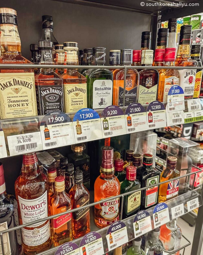 South Korea convenience store alcohol 7-Eleven, CU & GS25 - bottles spirits  like whiskey