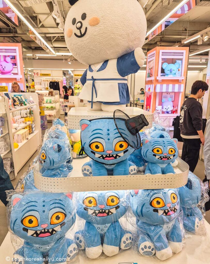 Line Friends Square Myeongdong Seoul kpop demon hunters