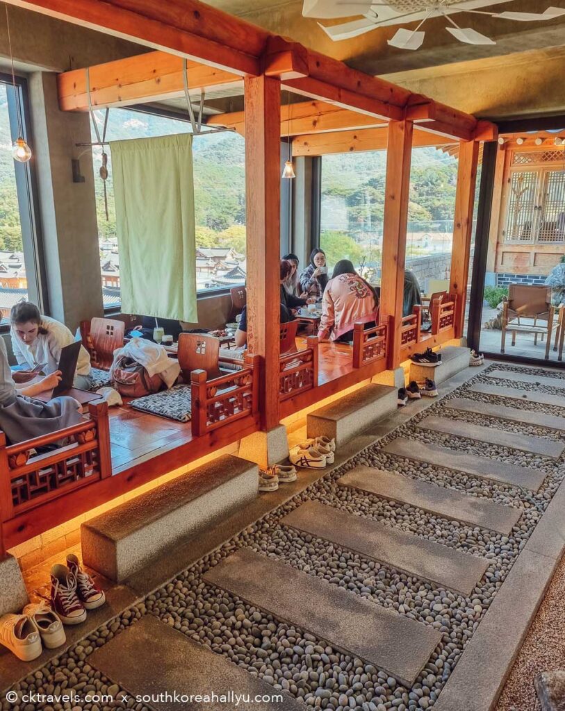 1in1jan Cafe and Rooftop Terrace Cafe Seoul